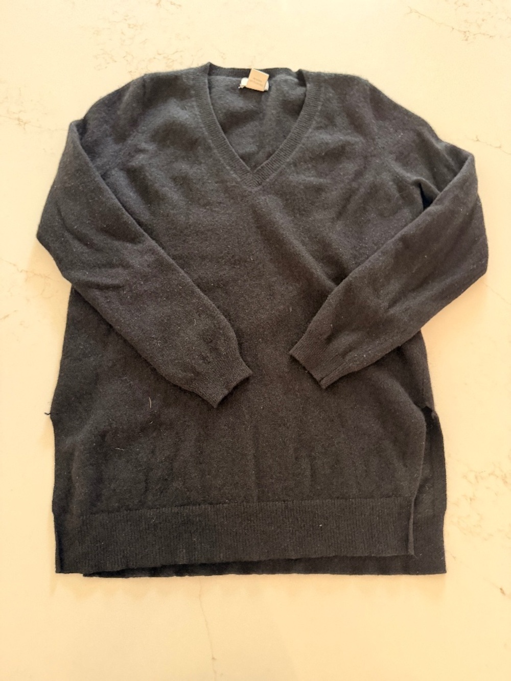 Oats 100% Cashmere Black V Neck Sweater Women’s Medium